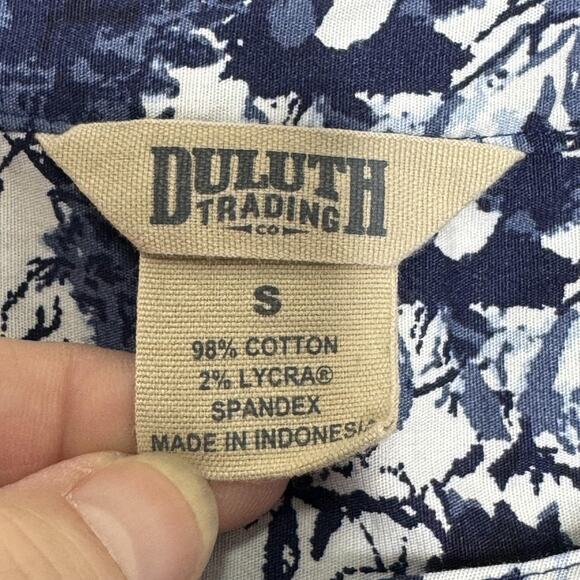 Duluth Trading Co Shirt Womens Small Blue White Floral Button Front Long Sleeve - Picture 7 of 12